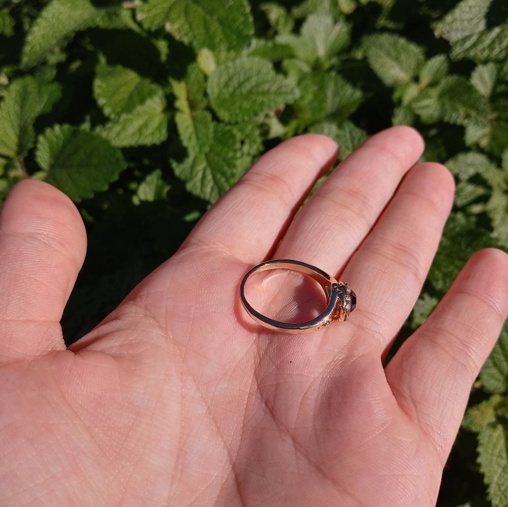 Ring - Picture 4 of 4